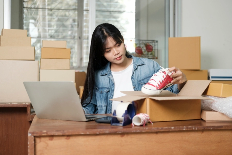 Bagaimana Cara Membangun Brand dengan Produk Impor?